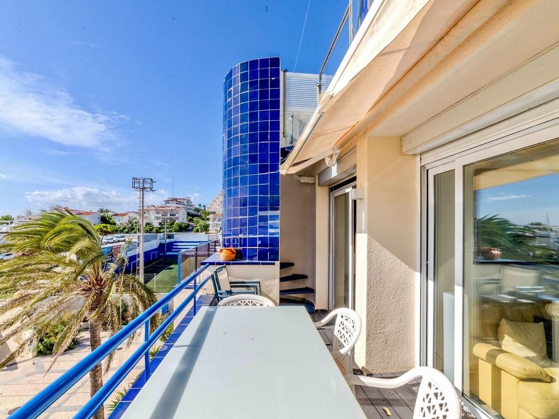 Penthouse in Sitges, Catalonia, Spain 3 - 15099390