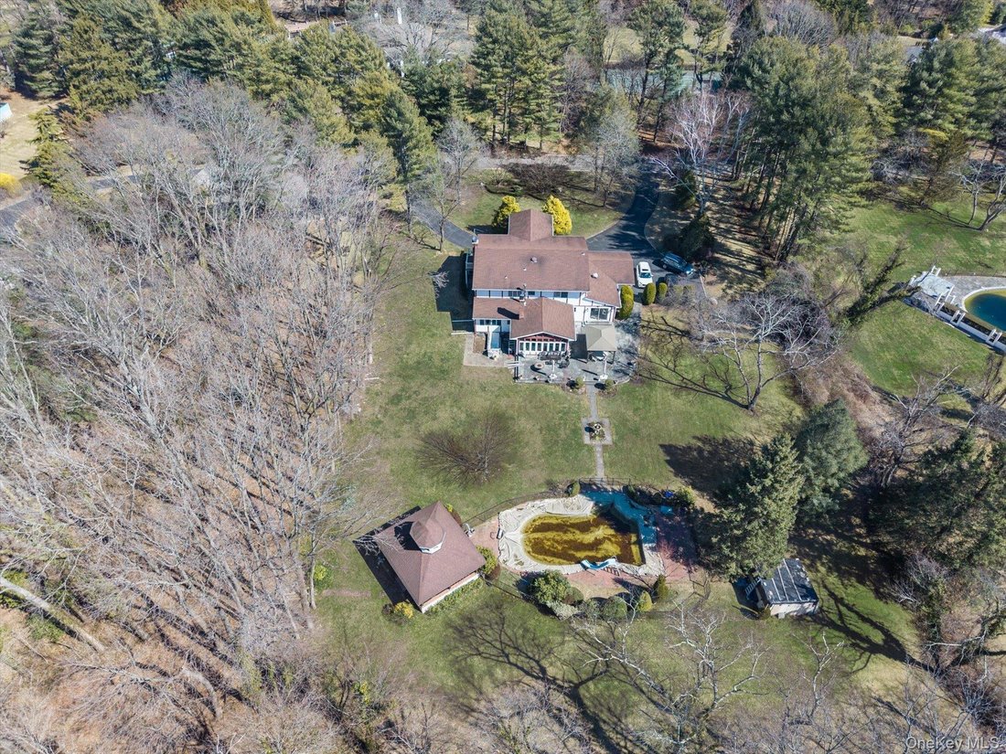 House in Old Brookville, New York, United States 3 - 17479225