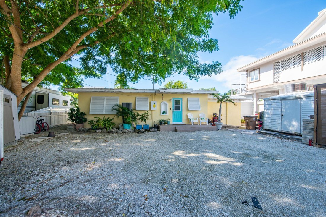 House in Big Pine Key, Florida, United States 1 - 17481987