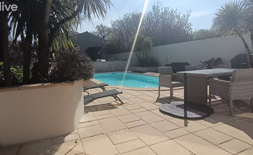 House in Grosbreuil, Pays de la Loire, France 1