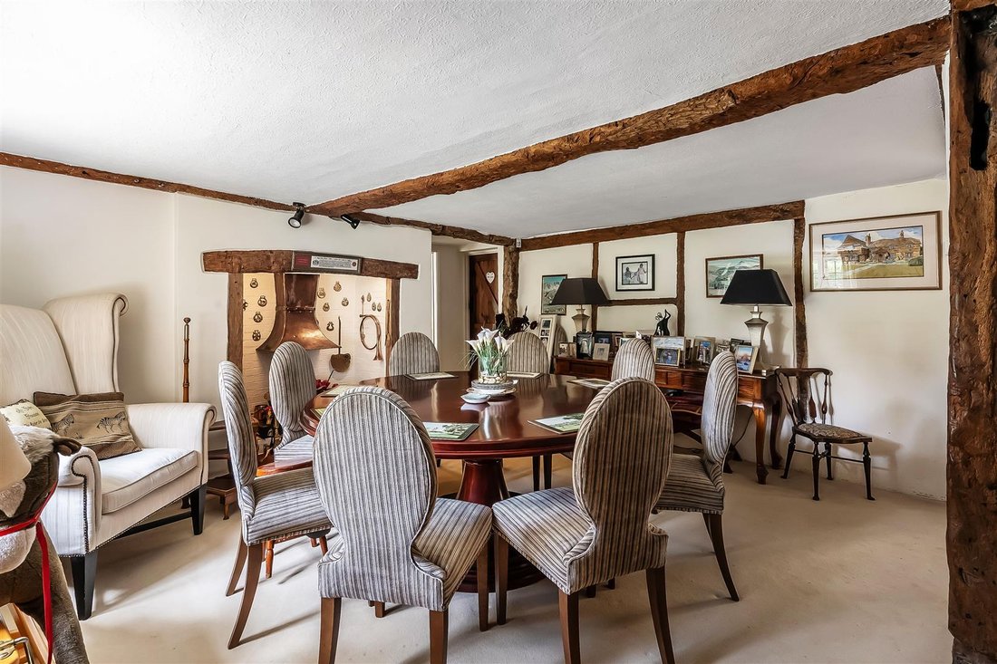 House in Great Bookham, England 5 - 17485386