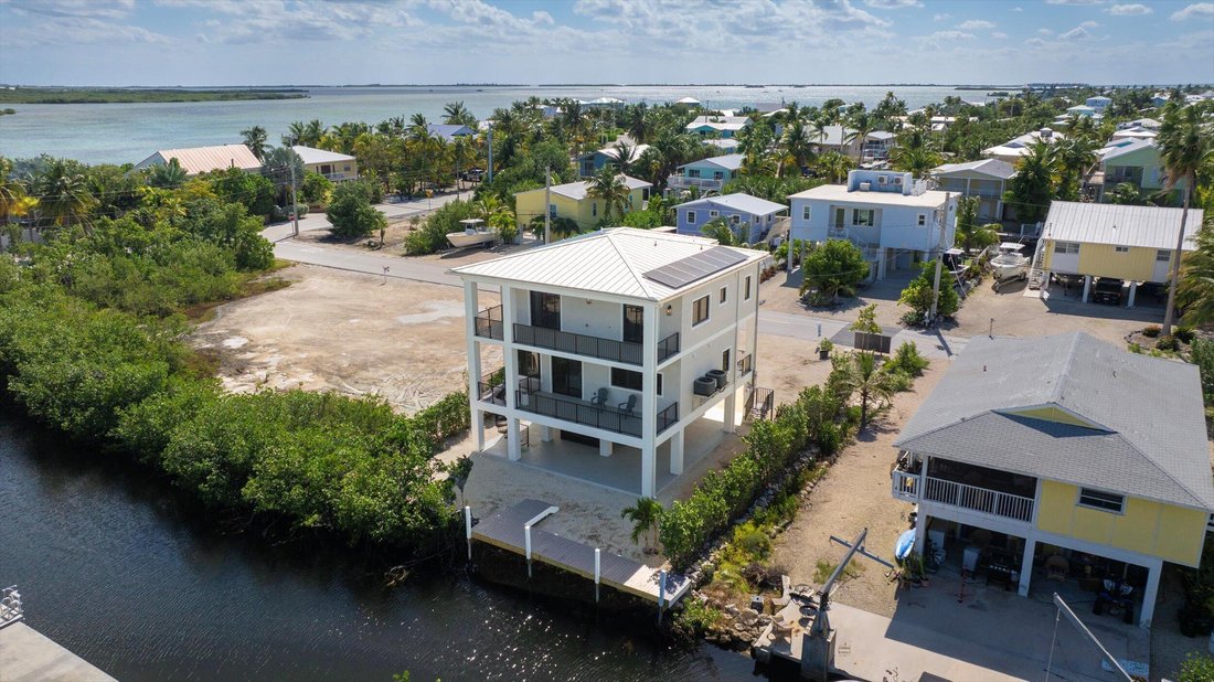 House in Big Pine Key, Florida, United States 3 - 17481382