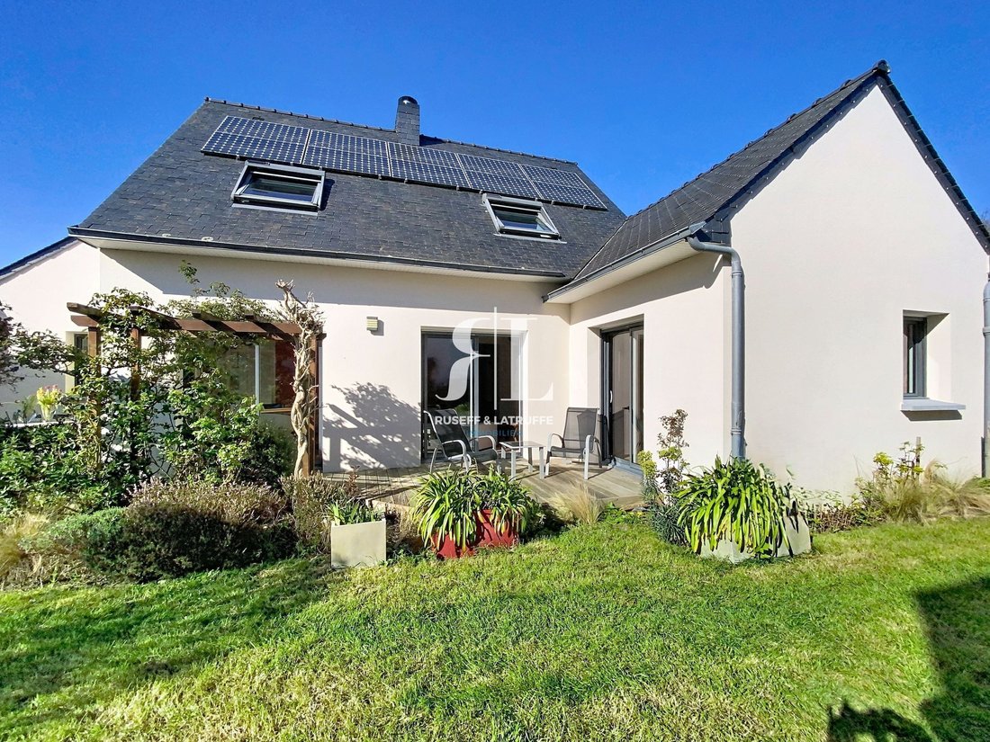 House in Quatre Chemins-Quelisoy, Larmor-Plage, France 2 - 17486813