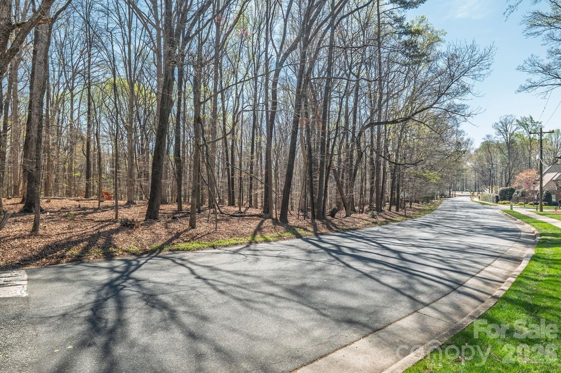Land in Matthews, North Carolina, United States 5 - 17486617