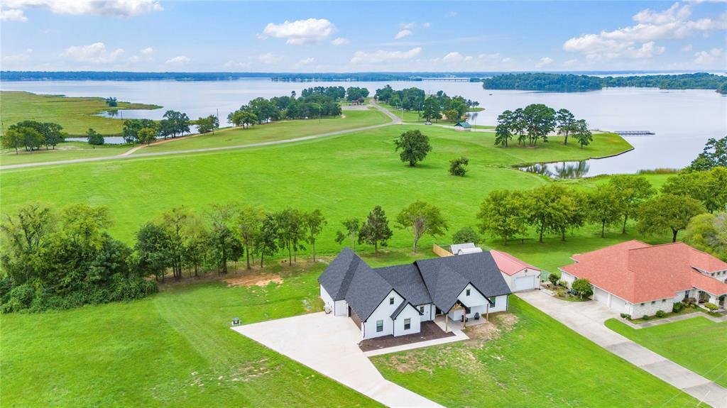 House in Mount Pleasant, Texas, United States 2 - 17485616