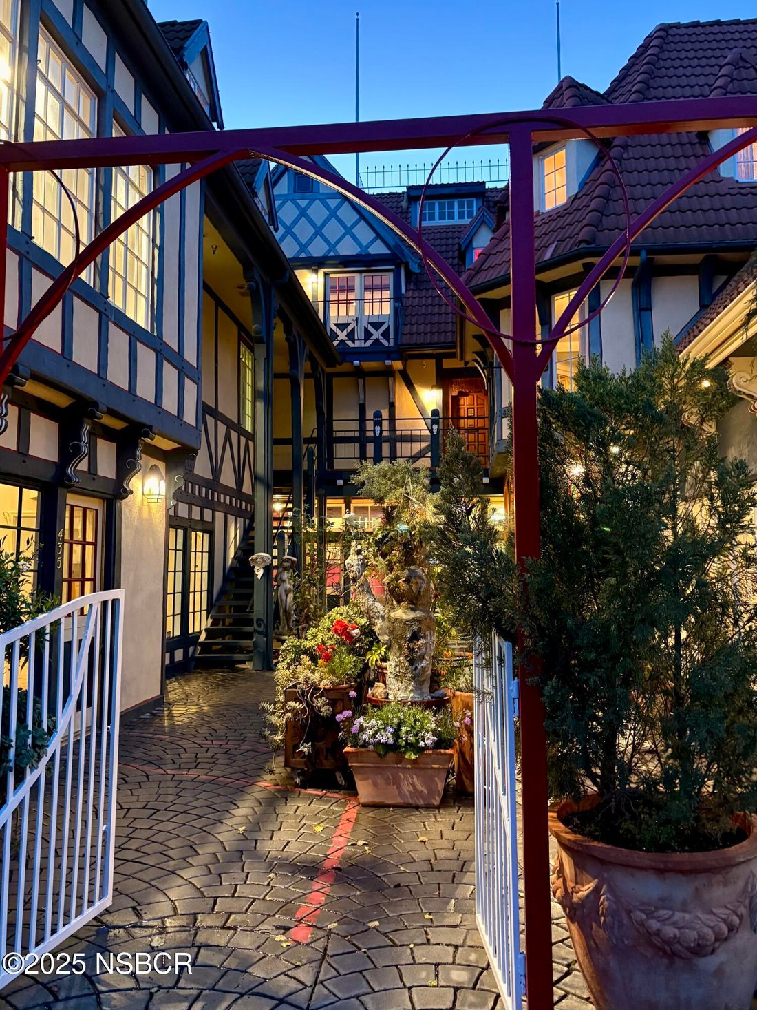 Solvang, California, United States 5 - 17480445
