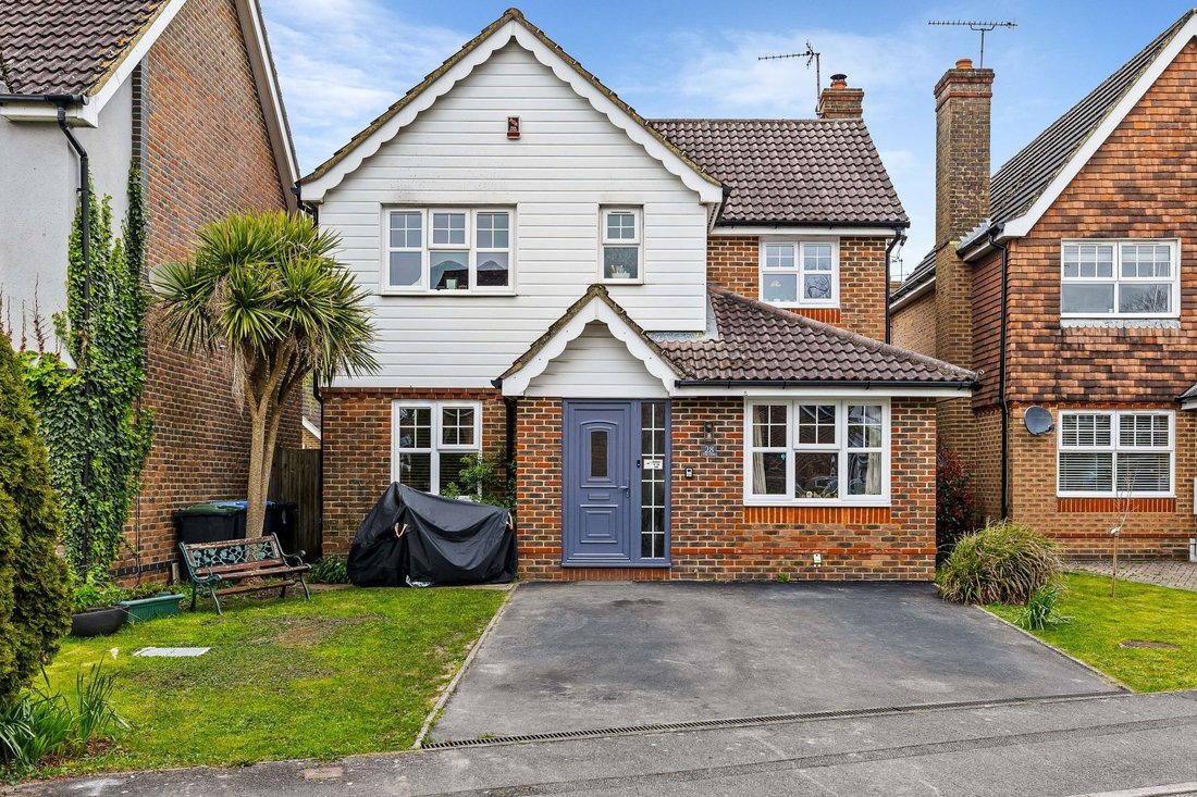 House in Burgess Hill, England 1 - 17483194