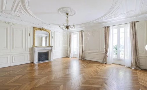 Apartment in Porte Dauphine, Paris 16e Arrondissement, Paris 1