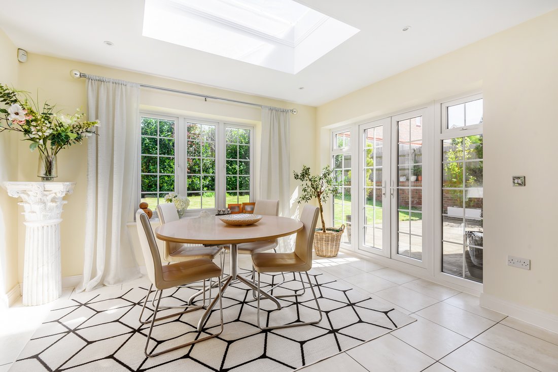 House in Brookwood, Woking, England 4 - 17486075