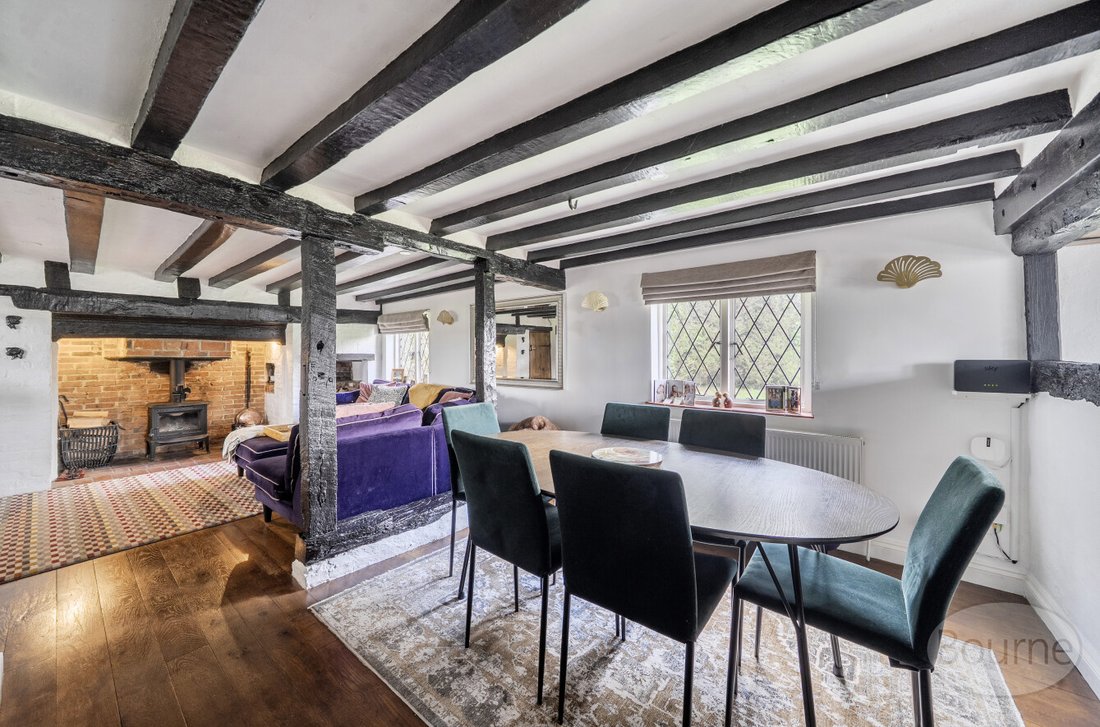 House in Crondall, England 4 - 17485847