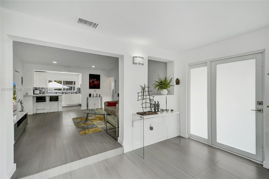 House in Miami, Florida, United States 4 - 17489808