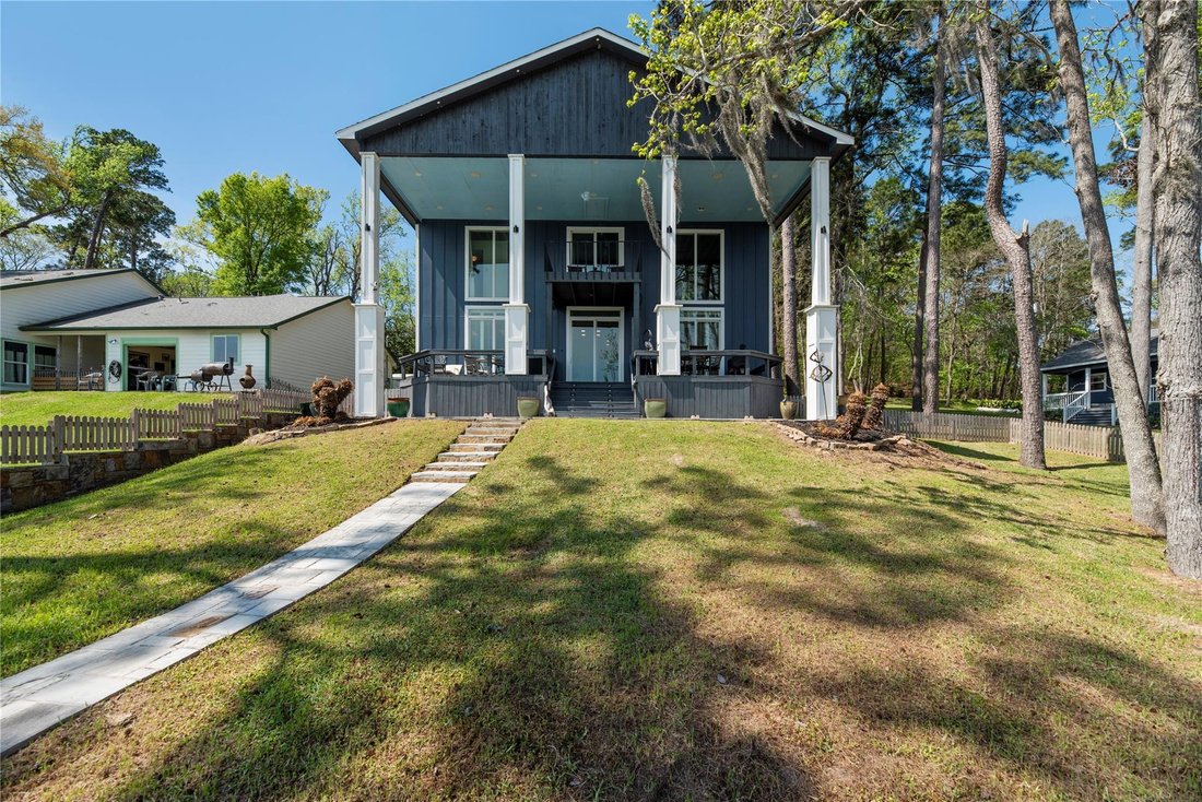 House in Point Blank, Texas, United States 3 - 17487885