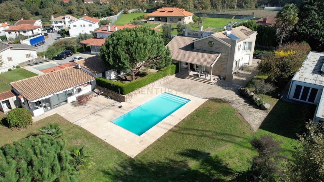 Villa in Refontoura, Porto District, Portugal 1 - 17488372