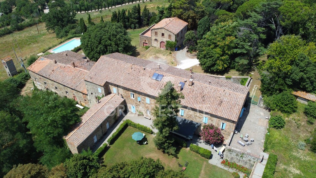 Estate in Pomarance, Tuscany, Italy 4 - 17485216