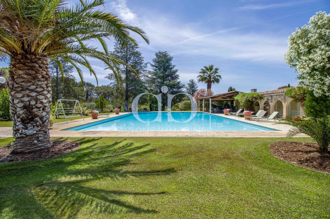 Apartment in La Ciotat, Provence-Alpes-Côte d'Azur, France 1 - 17488383