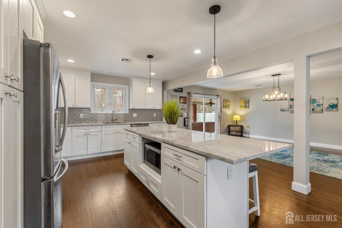 House in Old Bridge Township, New Jersey, United States 5 - 17472866