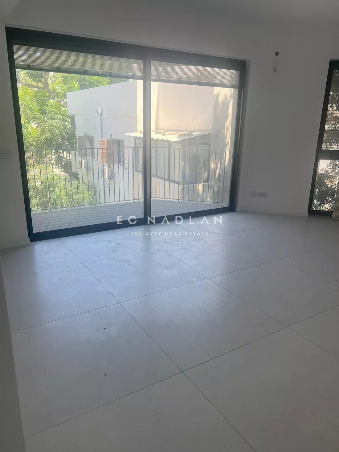 Apartment in Tel Aviv-Yafo, Tel Aviv District, Israel 1 - 17484284