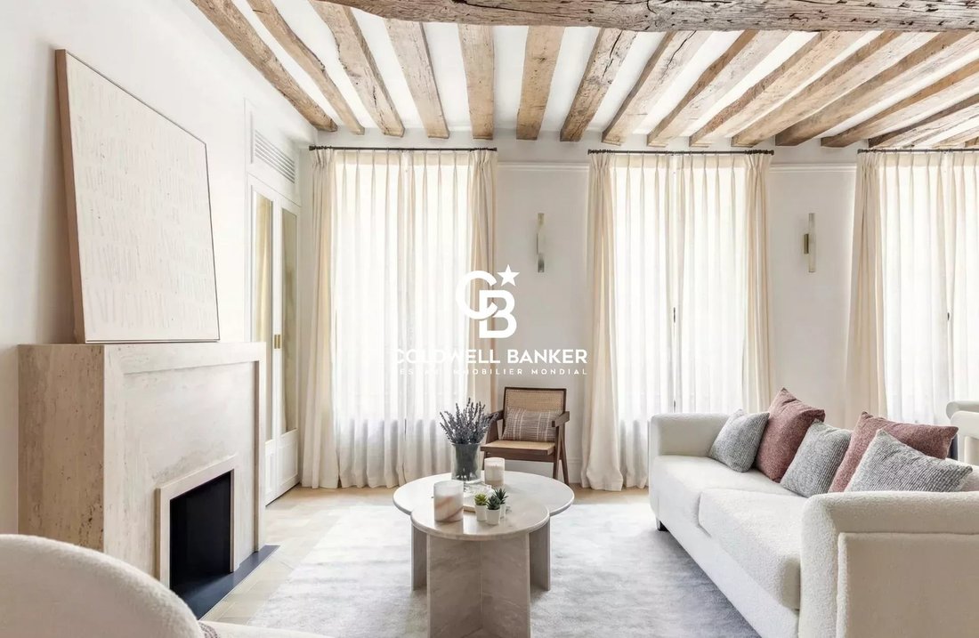 Apartment in Saint Thomas d'Aquin, Paris 7e Arrondissement, Paris 1 - 17464996