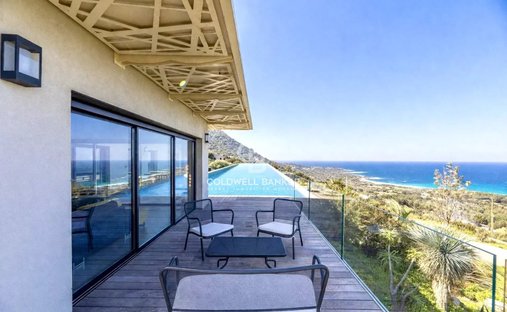 Villa in Corbara, Corsica, France 1