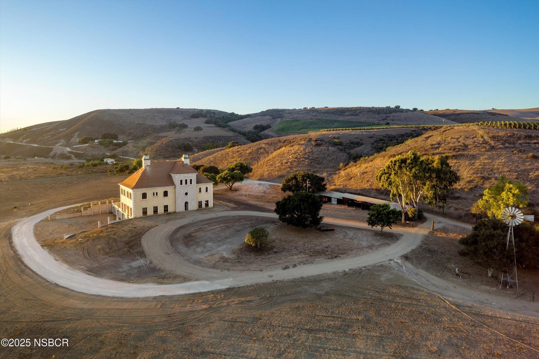 House in Lompoc, California, United States 1 - 17480479