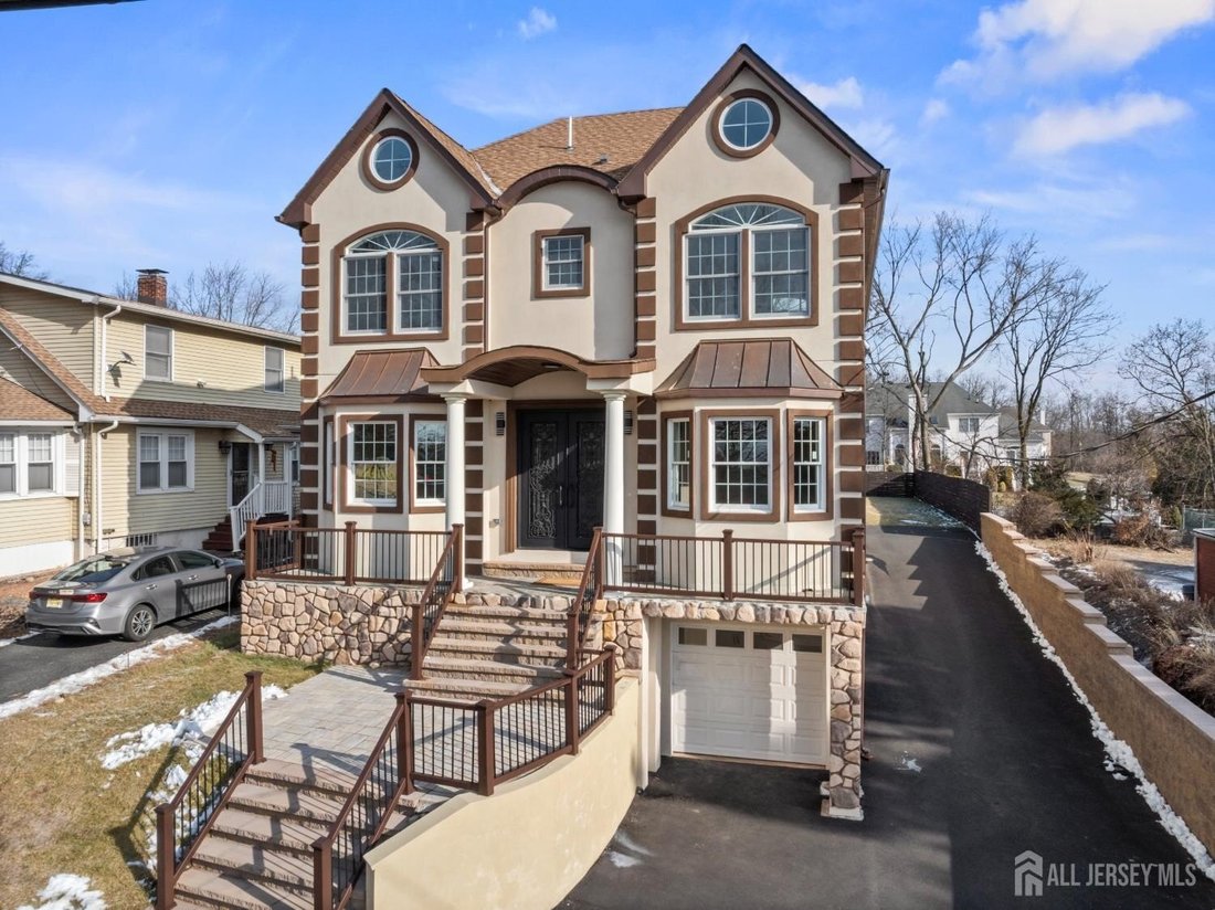 House in Metuchen, New Jersey, United States 4 - 17483828
