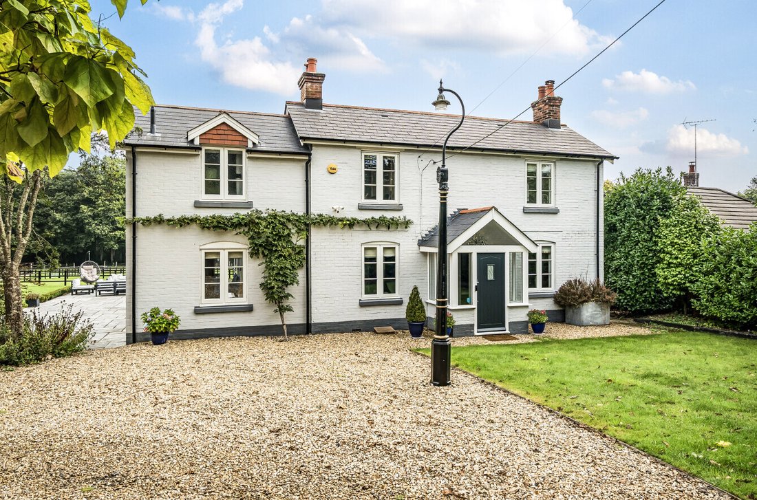 House in Romsey, England 1 - 17488333