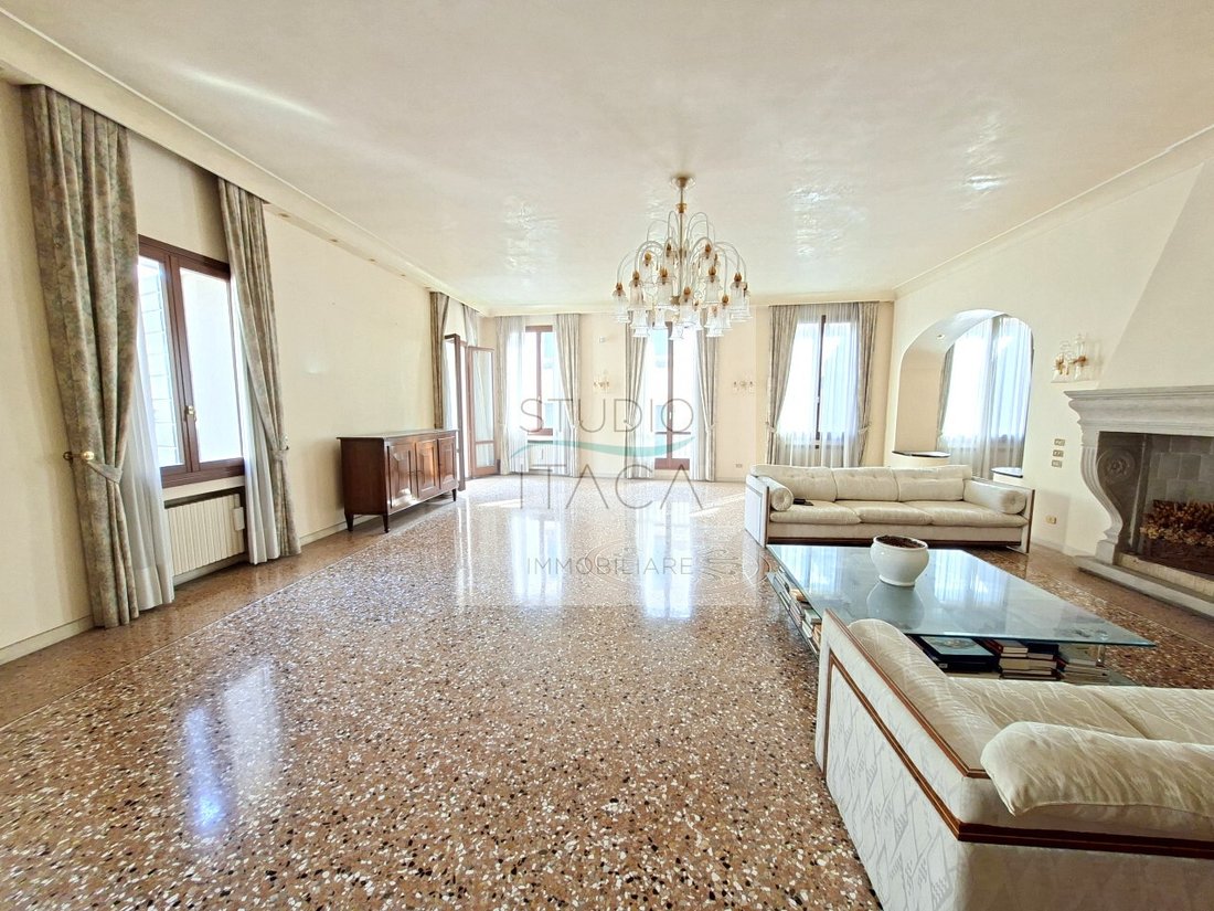 Penthouse in Piazze, Padua, Italy 2 - 17488613