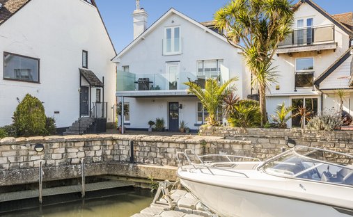 House in Christchurch, England 1