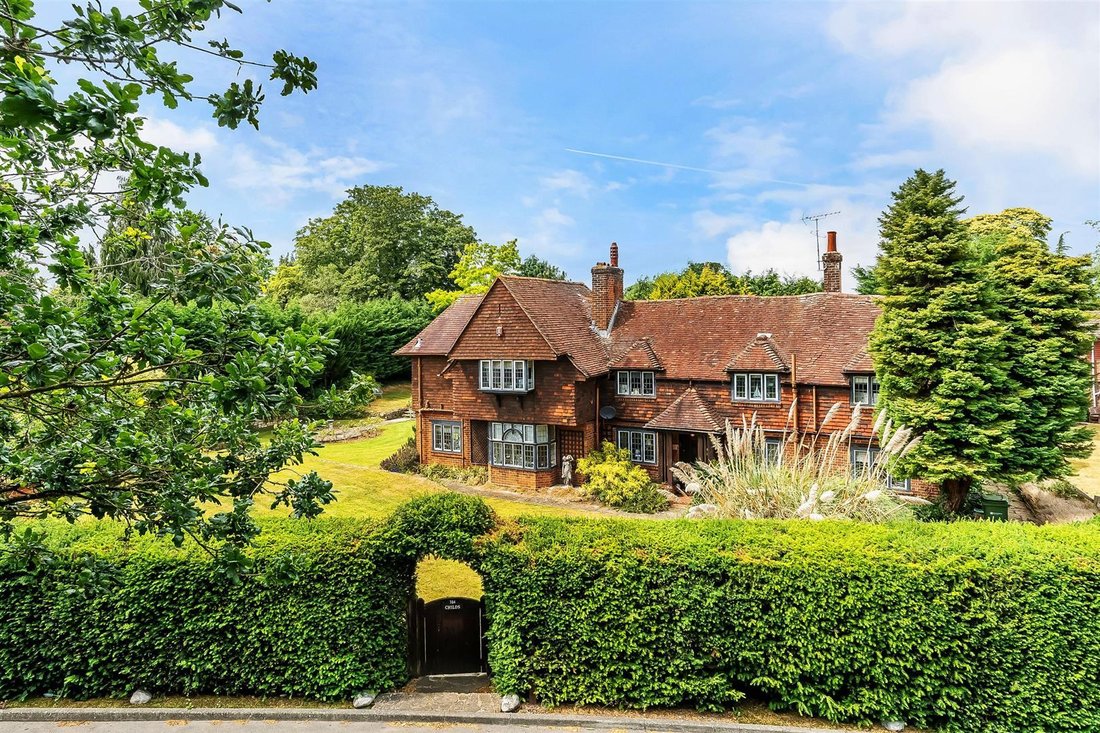 House in Great Bookham, England 1 - 17485386