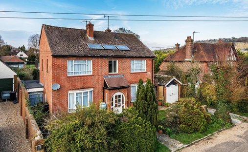 Casa in Dorking, Inghilterra 1