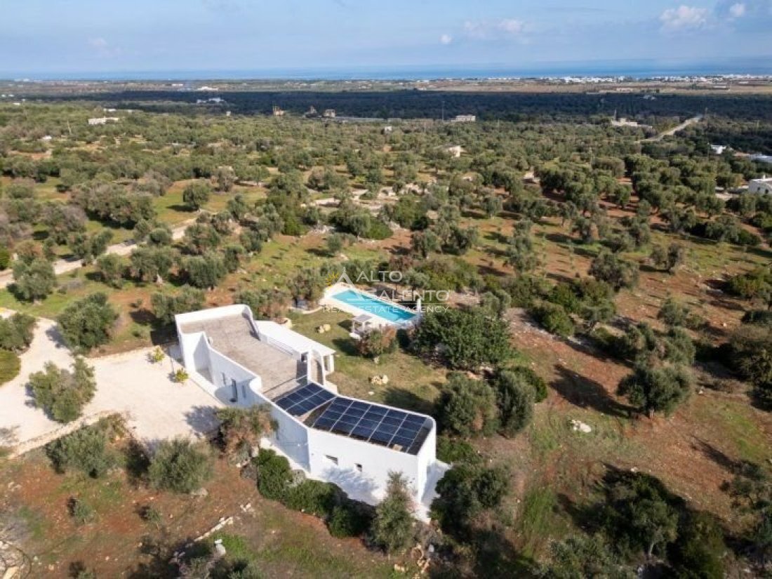 Villa in Carovigno, Apulia, Italy 3 - 17479755