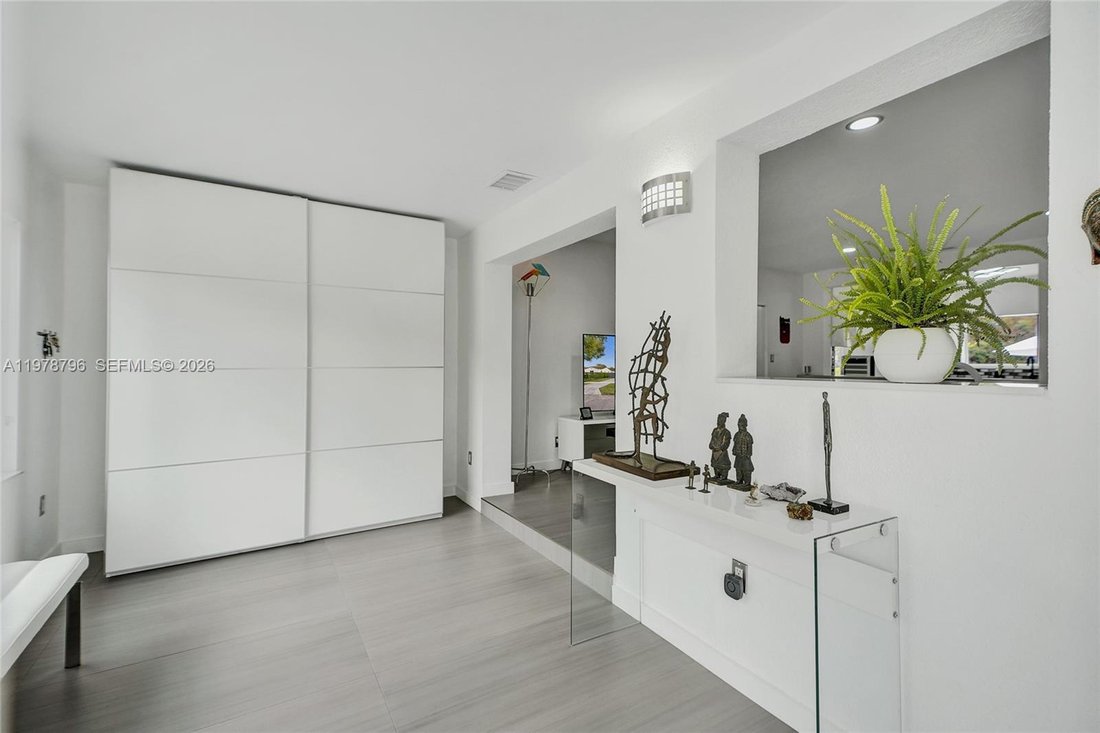 House in Miami, Florida, United States 3 - 17489808
