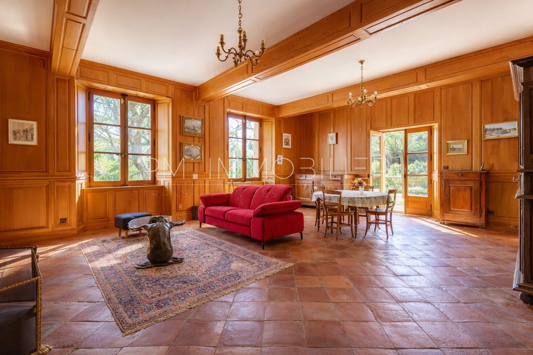 Estate in Villelaure, Provence-Alpes-Côte d'Azur, France 1 - 17480536