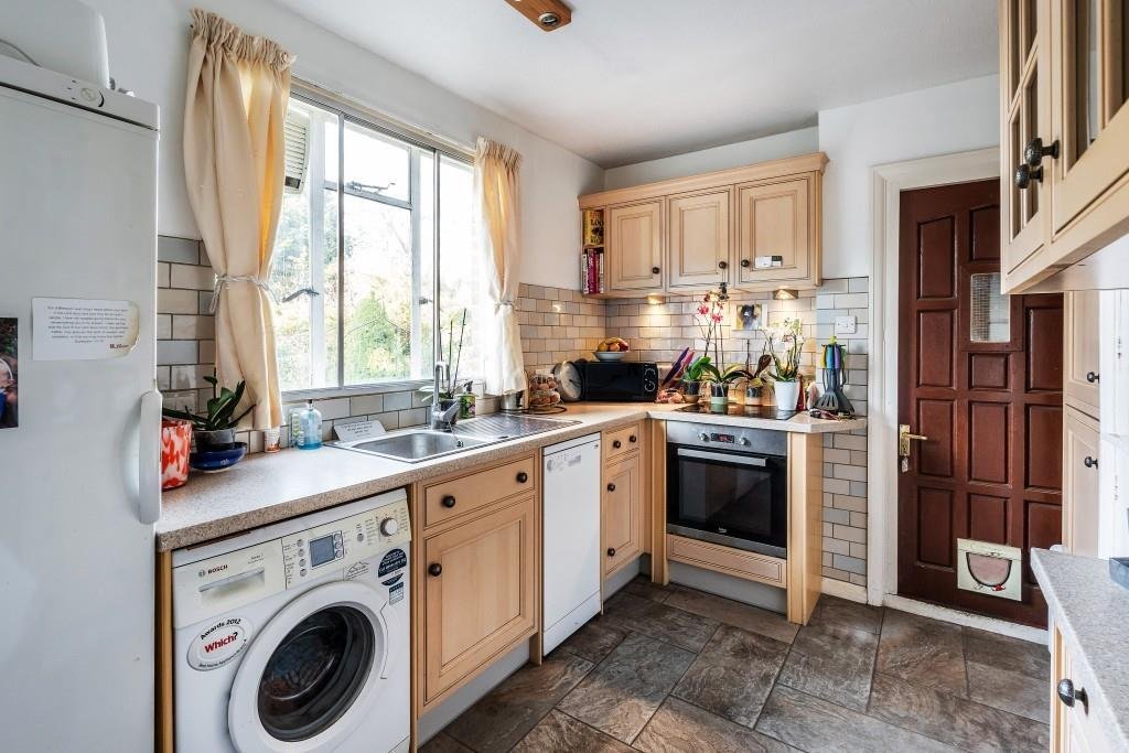 House in Dorking, England 3 - 17485270