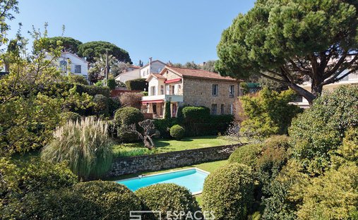 Villa in Vallergues, Cannes, France 1