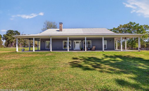 House in Carriere, Mississippi, United States 1