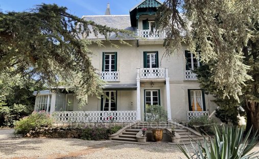 Villa in Ancien Hôpital, Beziers, France 1