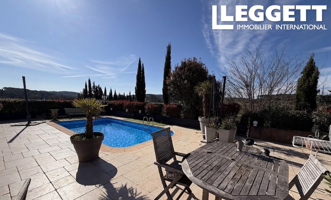 Villa in Cotignac, Provence-Alpes-Côte d'Azur, France 2 - 17488479