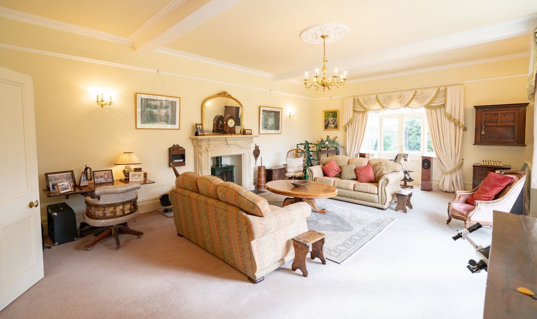 House in Burley, England 4 - 17488373