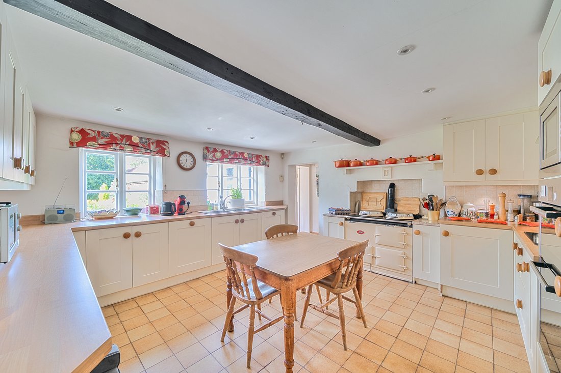 House in Thorney Hill, Sopley, England 4 - 17488257