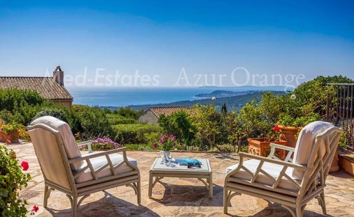 Villa in La Croix-Valmer, Provence-Alpes-Côte d'Azur, France 1