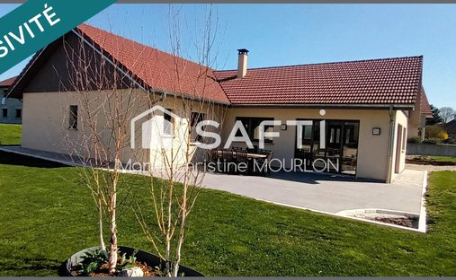 House in Chantrans, Bourgogne – Franche-Comté, France 1