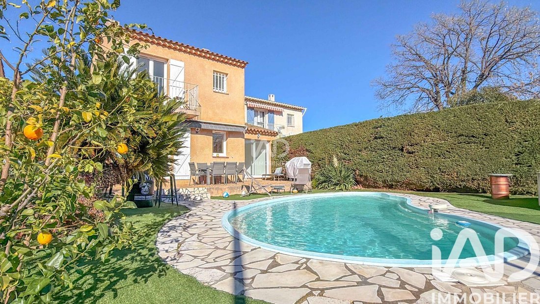 House in Arènes, Saint-Raphaël, France 1 - 17483712