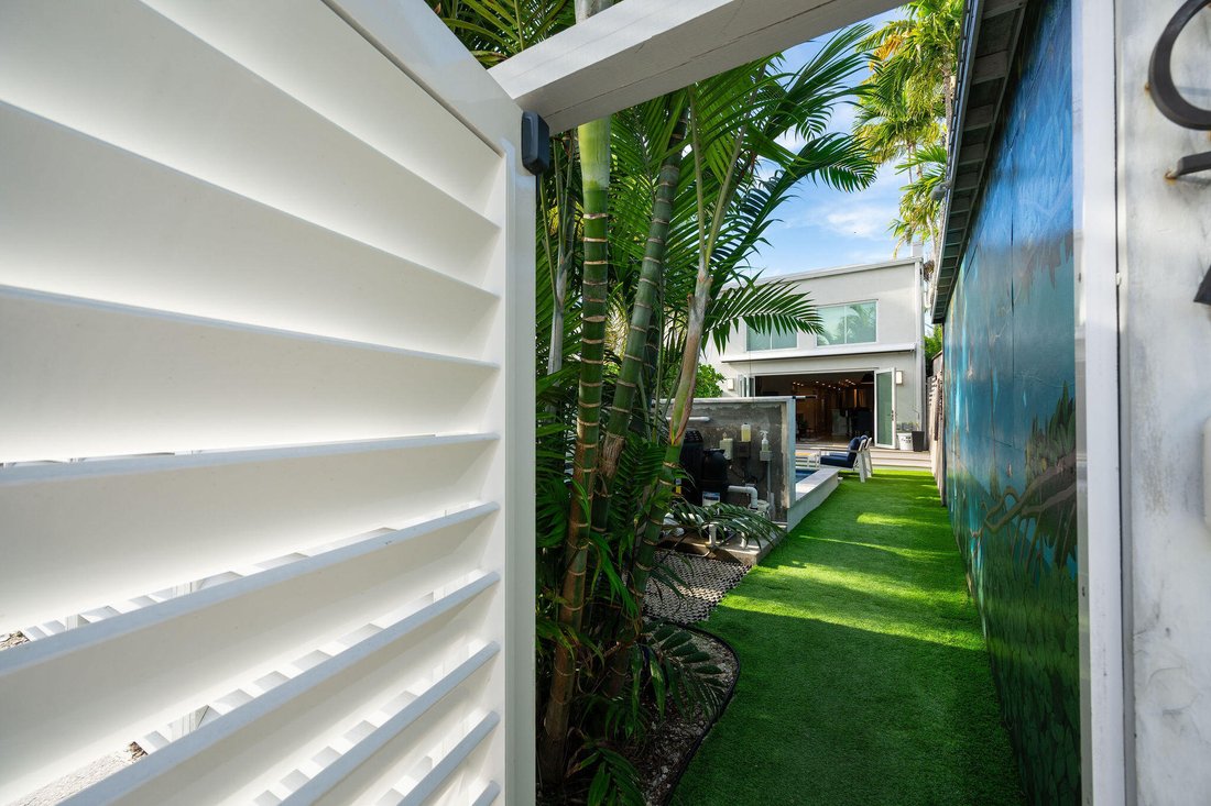 House in Key West, Florida, United States 2 - 17482024