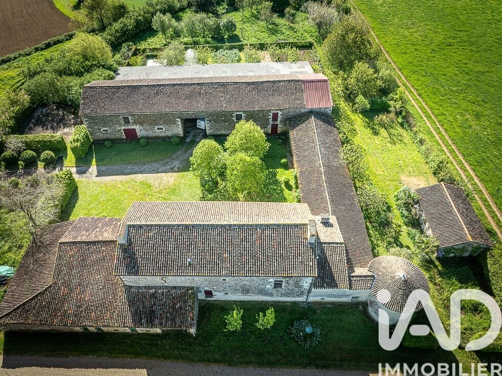 House in Arrondissement of Parthenay, Nouvelle-Aquitaine, France 1 - 17483784