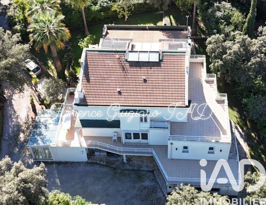 House in Sanary-sur-Mer, Provence-Alpes-Côte d'Azur, France 2 - 17483794
