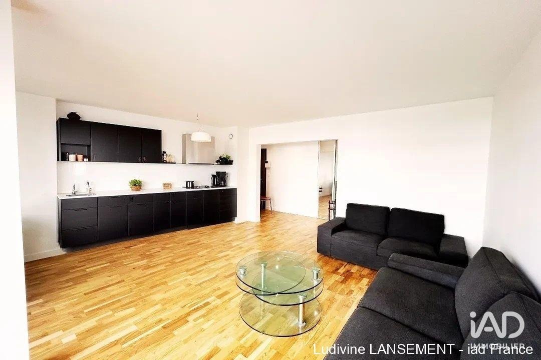 Apartment in République - Saint Ambroise, Paris, Ile-de-France 1 - 17483557