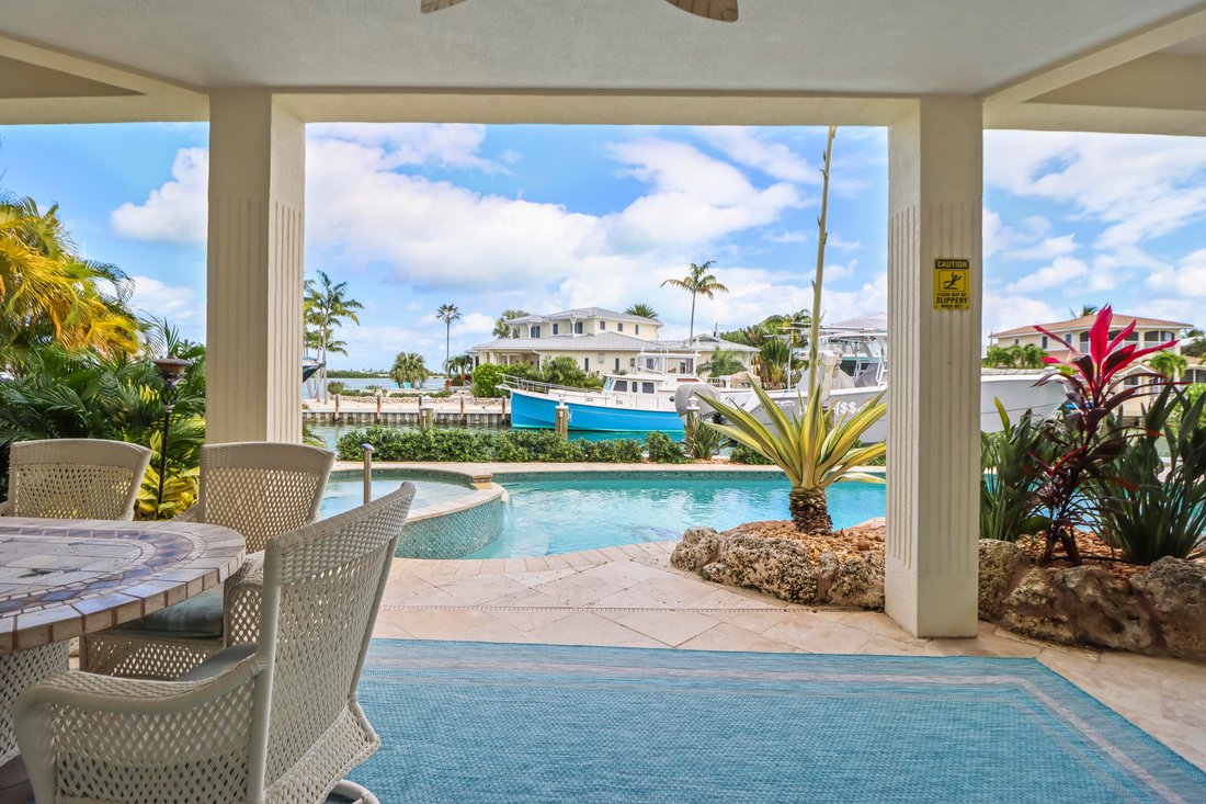 House in Key Colony Beach, Florida, United States 5 - 17481622