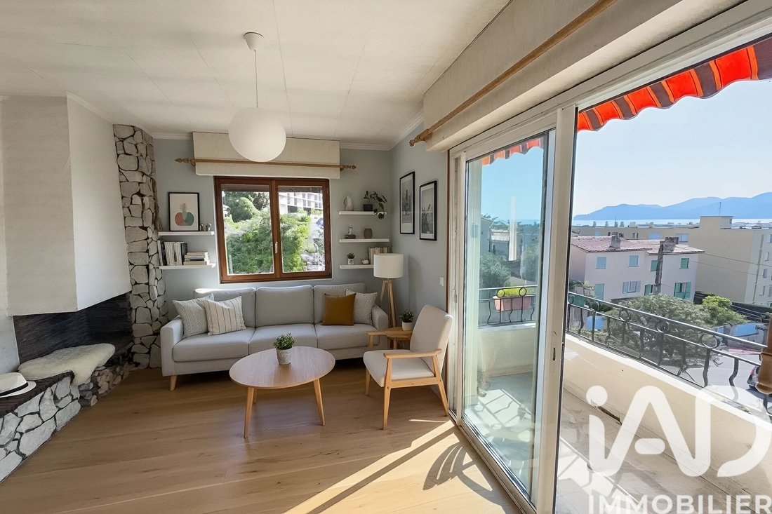 Apartment in Saint Joseph, Cannes, France 2 - 17483643
