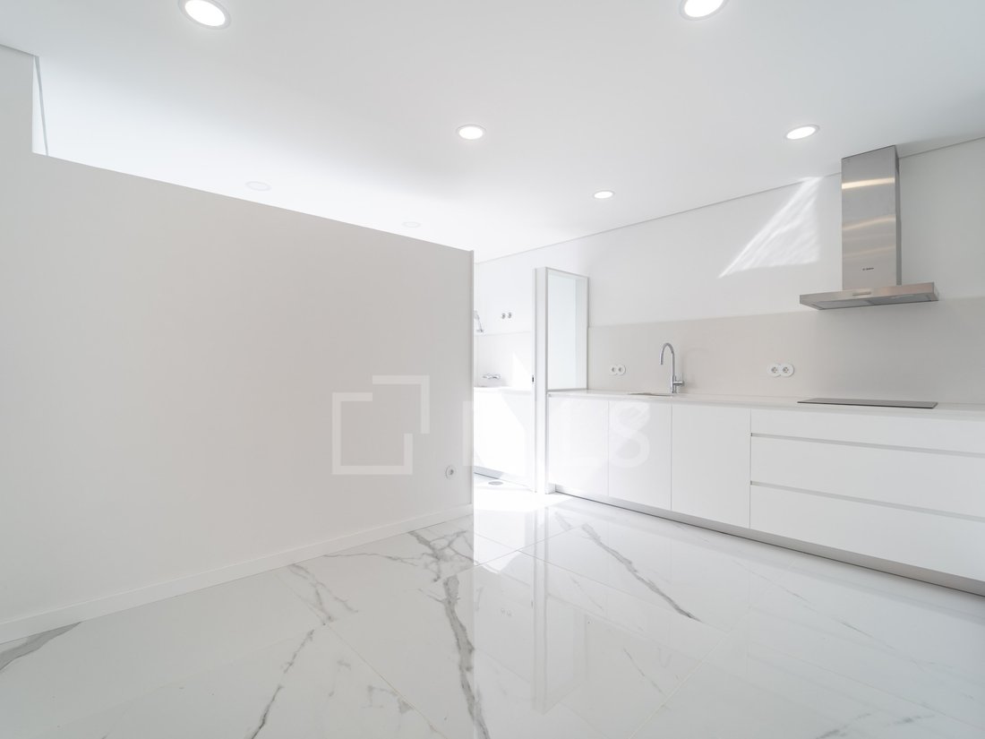 Apartamento en Lordelo do Ouro y Massarelos, Distrito de Oporto, Portugal 4 - 17483413
